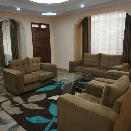 Ferienwohnung Nemadek Royal Park Nairobi Exterior foto